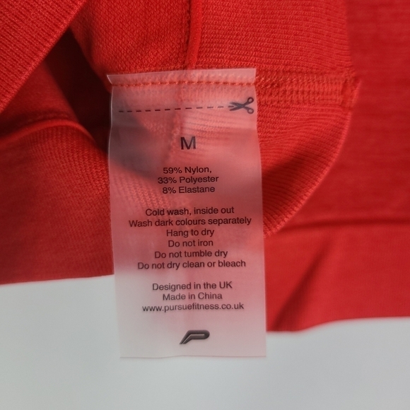 NEW Pursue Fitness Women's ADAPT Red Seamless Ribbed Shorts Sz M NWT - Picture 5 of 6